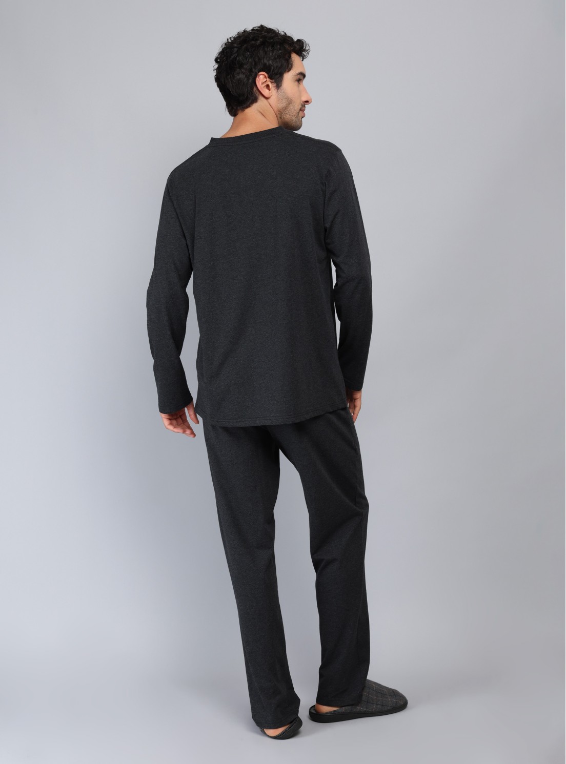 Pijama Largo Regular Fit Gris Oscuro Piero Butti Pijama Largo Regular Fit Gris Oscuro Piero Butti