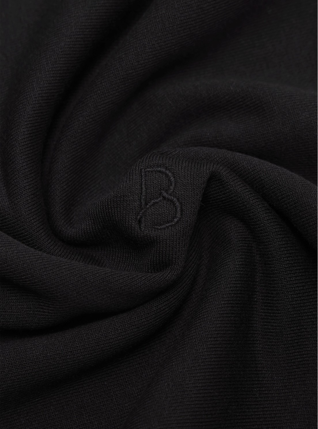Polerón Cuello Redondo Regular Fit Negro Piero Butti Polerón Cuello Redondo Regular Fit Negro Piero Butti