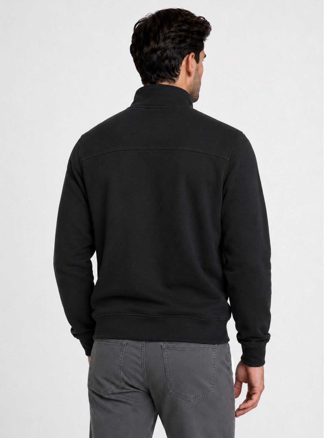 Polerón Cuello Alto Regular Fit Negro Piero Butti Polerón Cuello Alto Regular Fit Negro Piero Butti