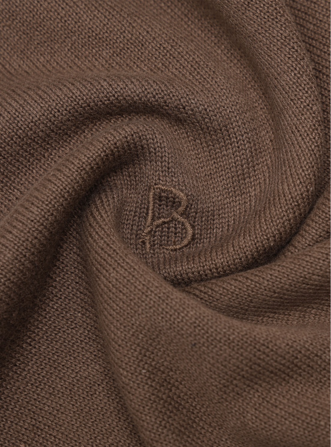 Sweater Cuello V Regular Fit Café Piero Butti Sweater Cuello V Regular Fit Café Piero Butti