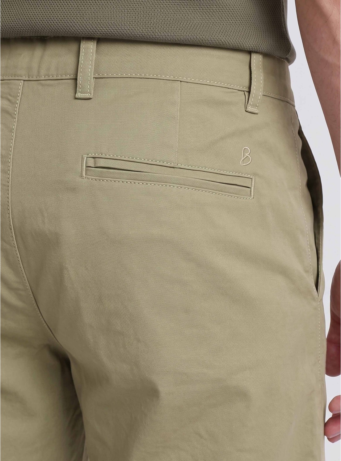 Bermuda Lisa Spandex Regular Fit Verde Piero Butti Bermuda Lisa Spandex Regular Fit Verde Piero Butti
