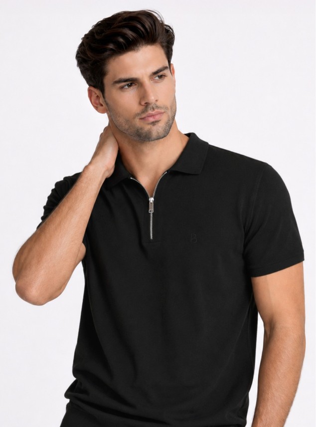 Polera tejida Lisa Regular Fit Negro Piero Butti Polera tejida Lisa Regular Fit Negro Piero Butti