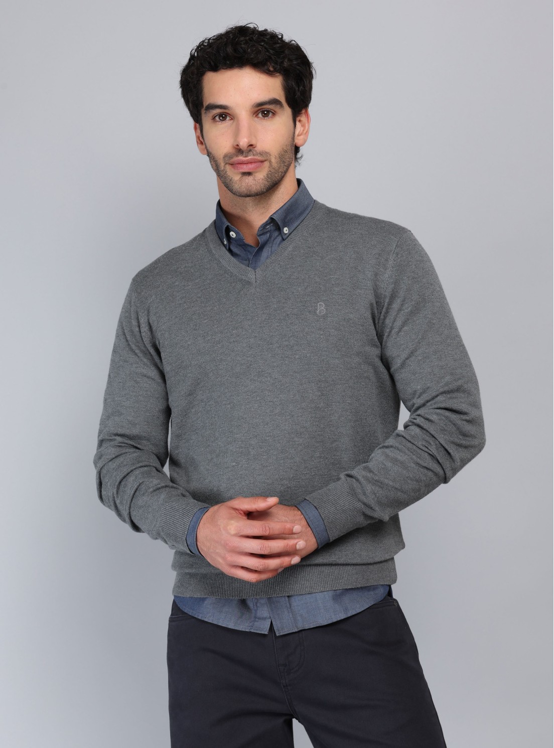 Sweater Liso Cuello V Piero Butti Sweater Liso Cuello V Piero Butti