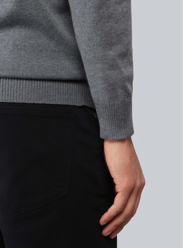 Sweater Con Diseño Piero Butti Sweater Con Diseño Piero Butti