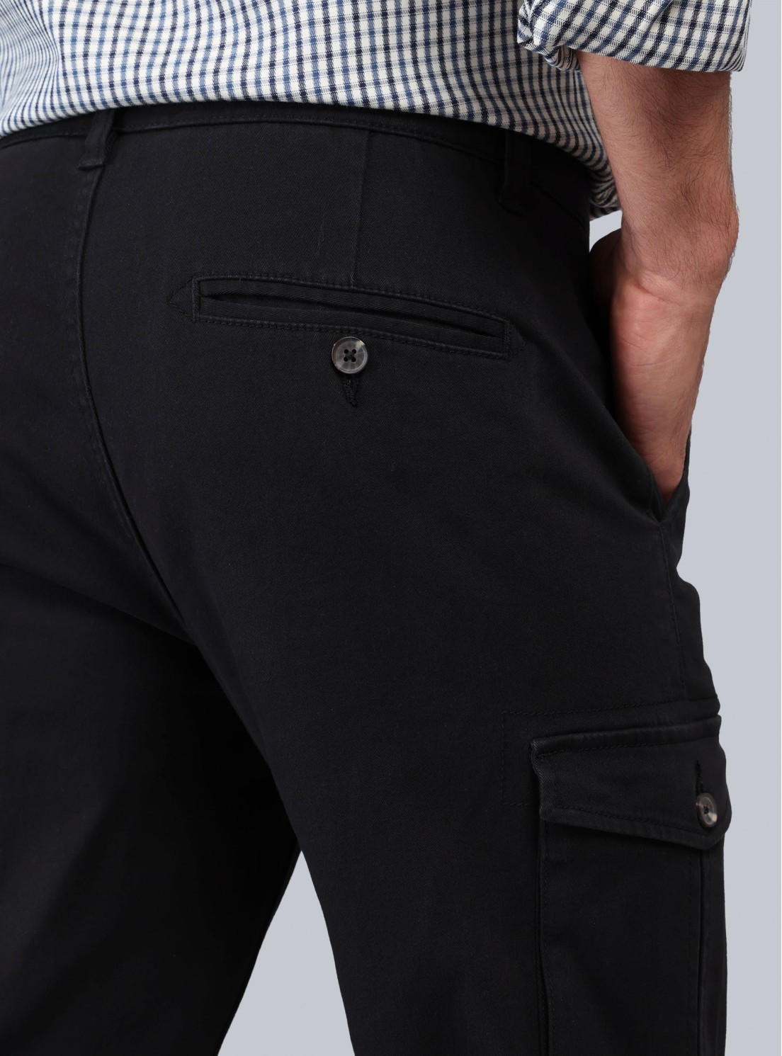 Pantalón Cargo Regular Fit Negro Piero Butti Pantalón Cargo Regular Fit Negro Piero Butti